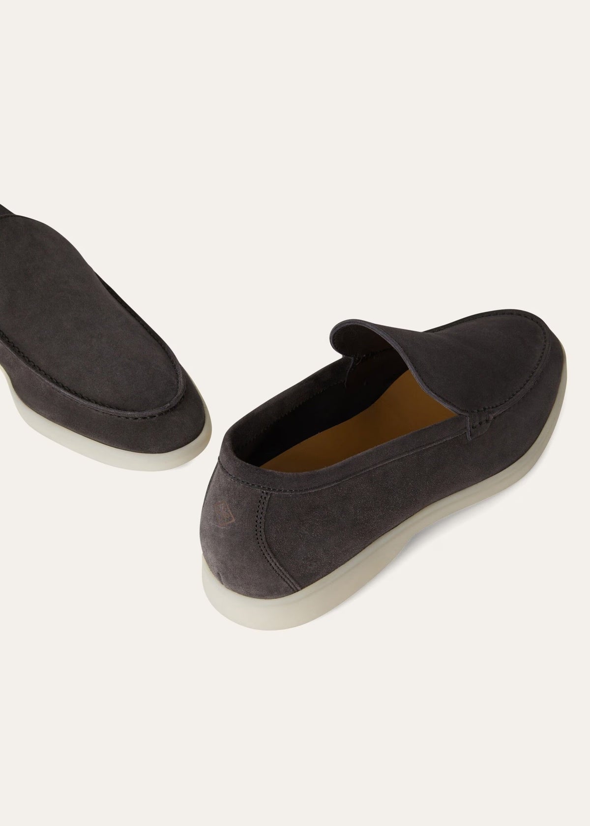 Mocassim Summer Walk