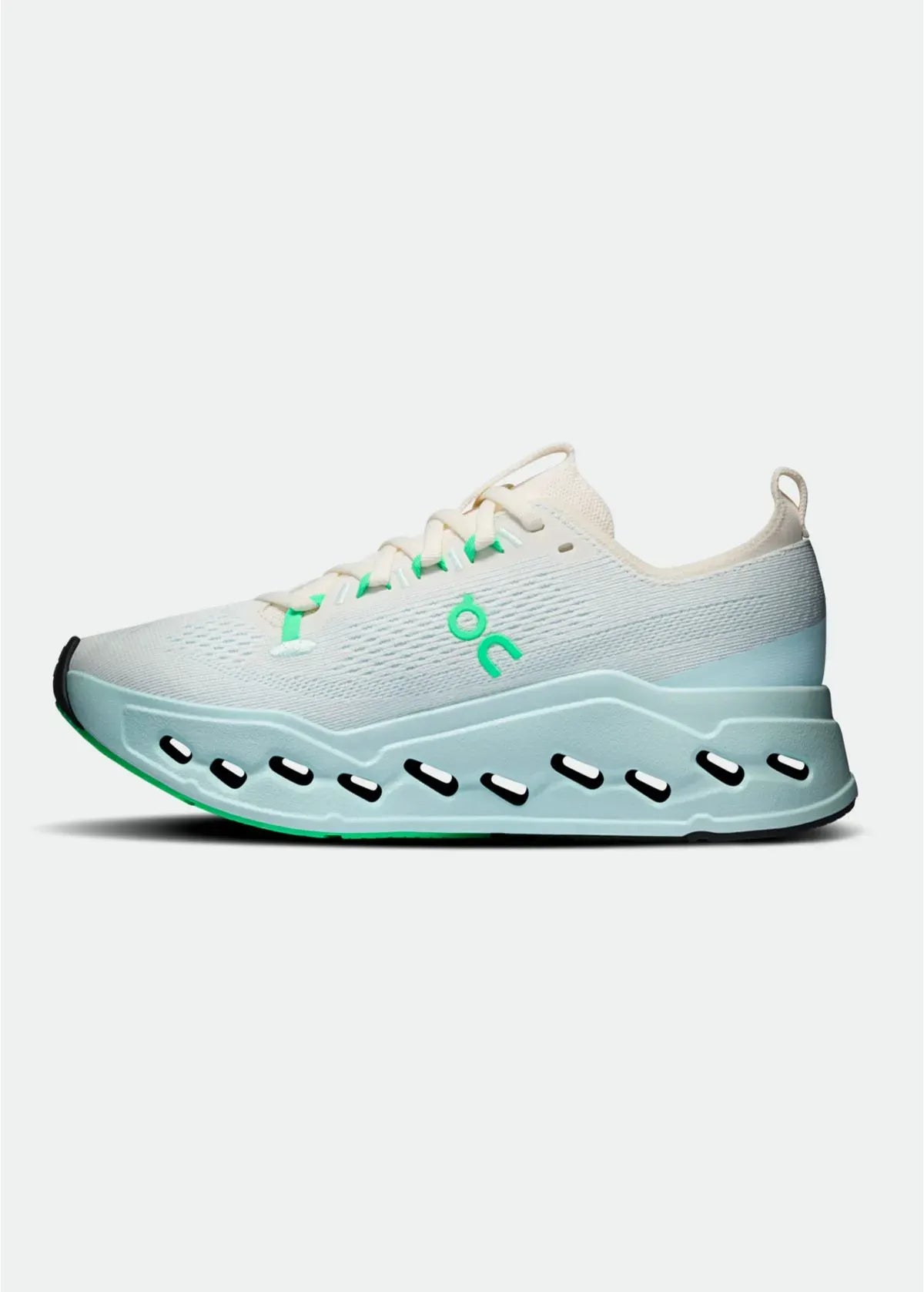 Cloudsurfer Max Ivory | Flurry