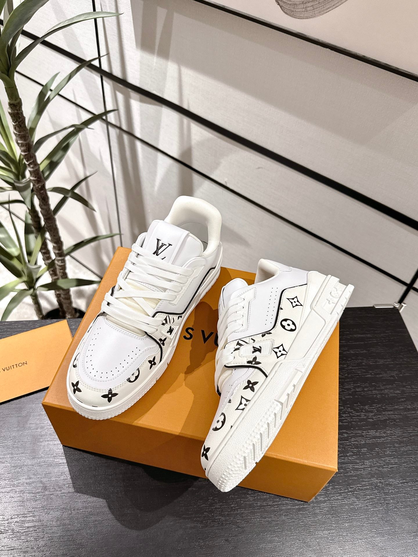 Tênis LV Trainer