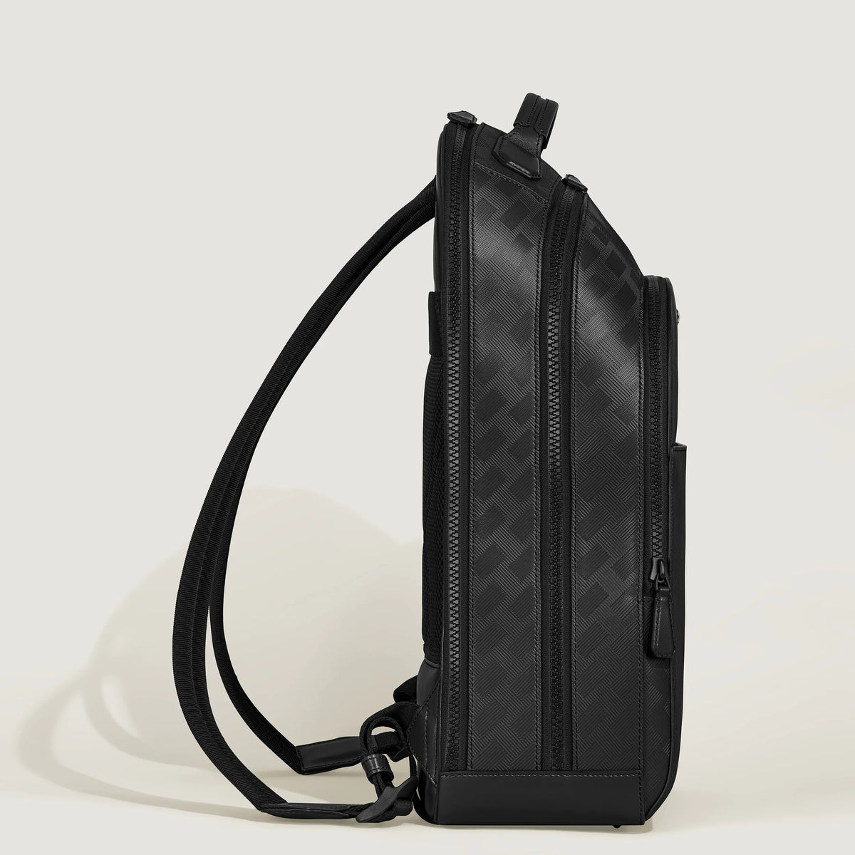 Mochila Extreme 3.0 Média com 3 Compartimentos -  Montblanc
