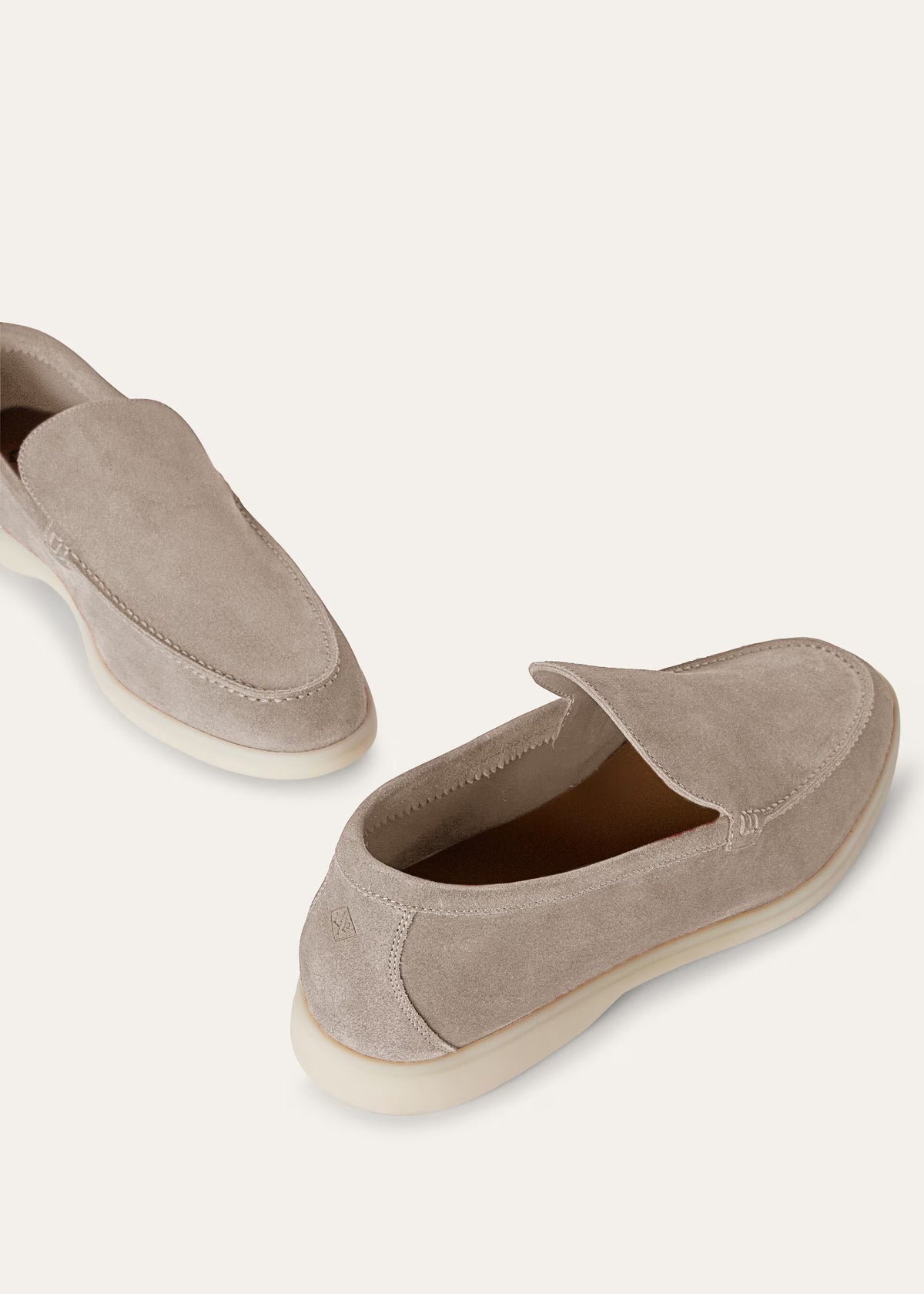 Mocassim Summer Walk
