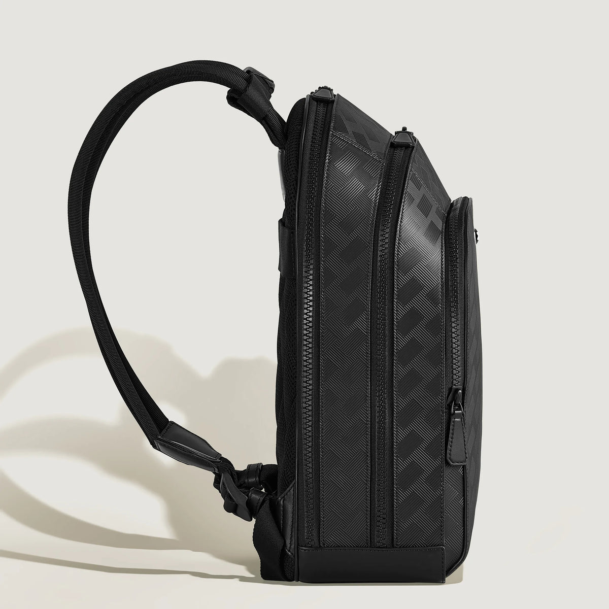 Mochila Extreme 3.0 Média com 3 Compartimentos -  Montblanc