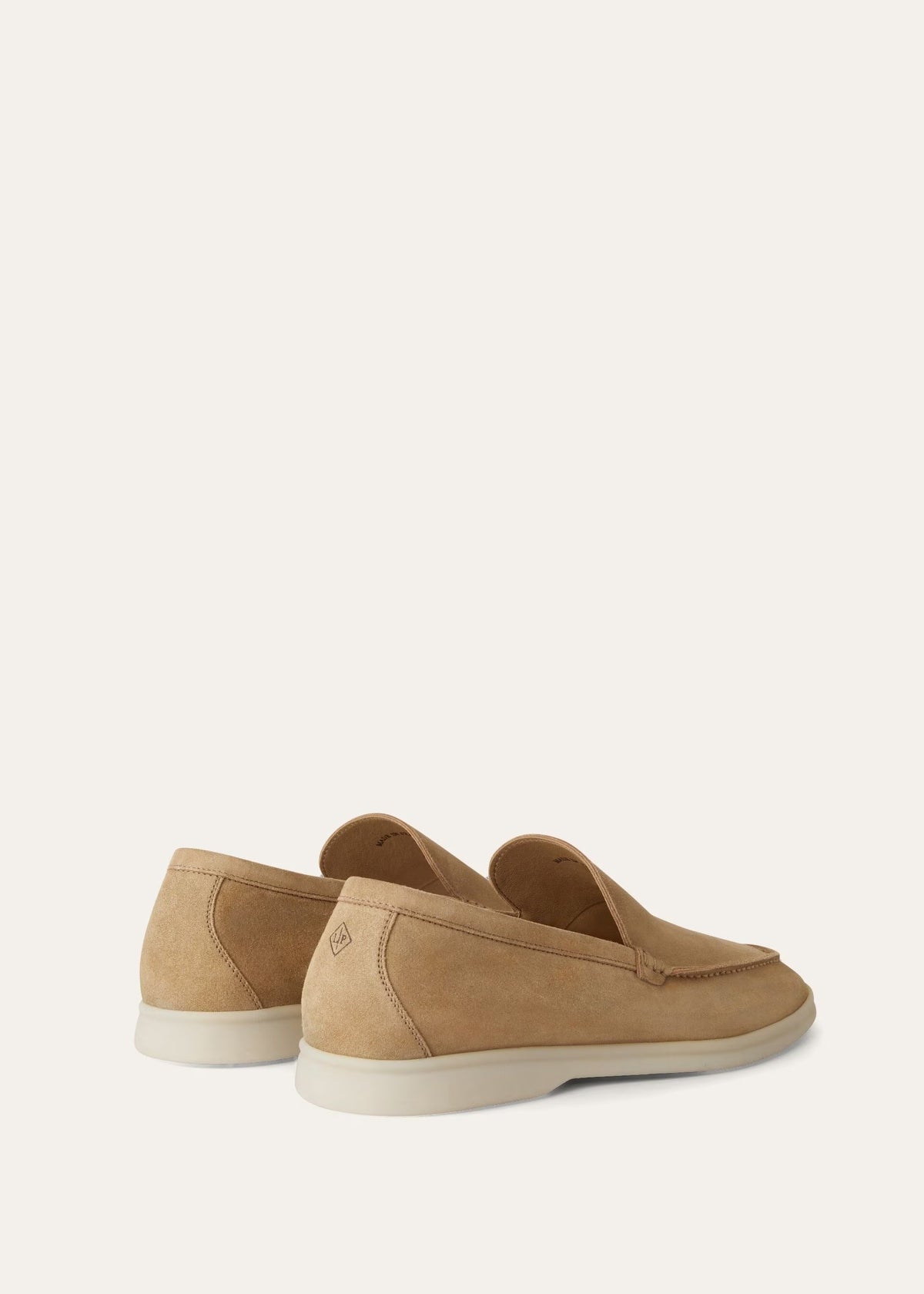 Mocassim Summer Walk