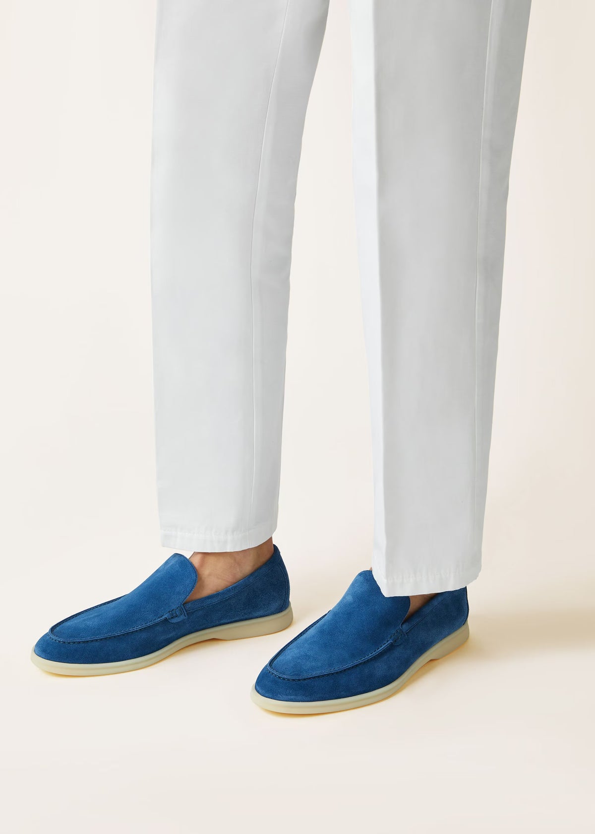 Mocassim Summer Walk