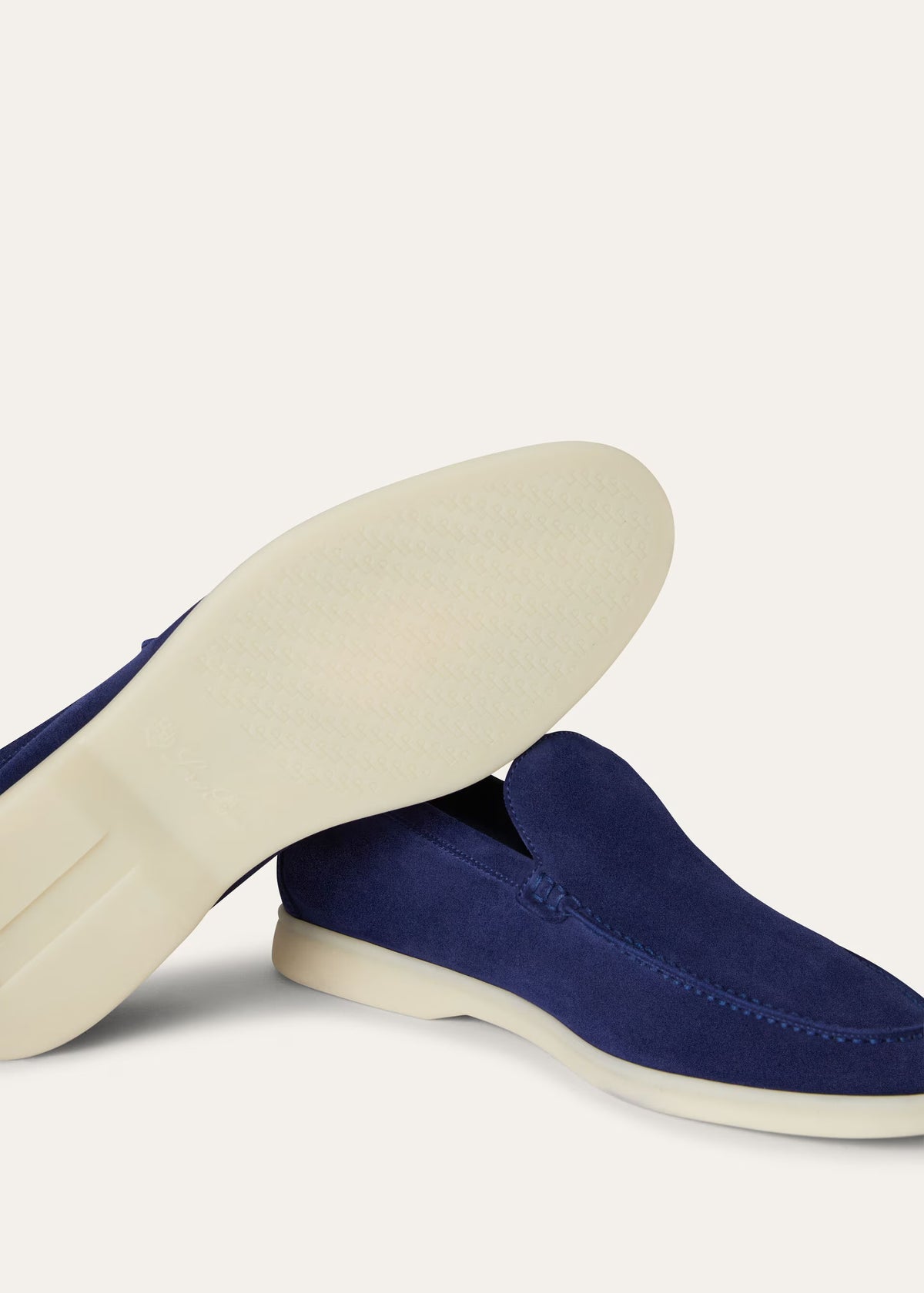 Mocassim Summer Walk