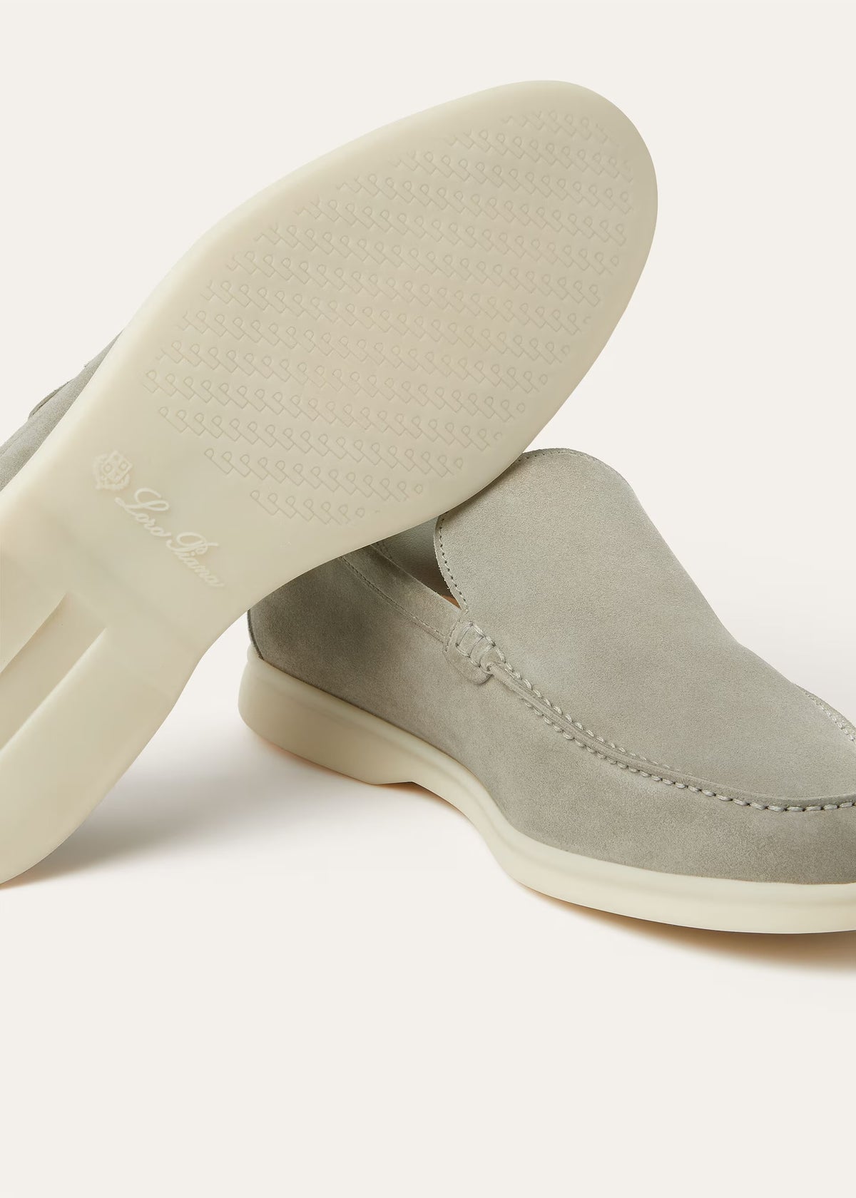 Mocassim Summer Walk