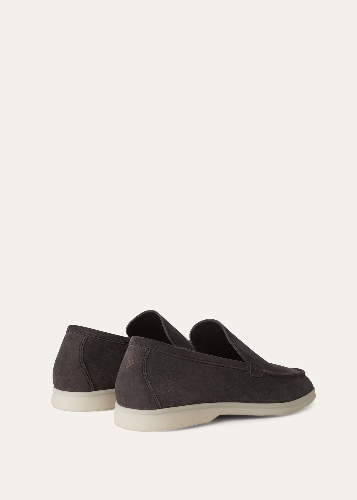 Mocassim Summer Walk