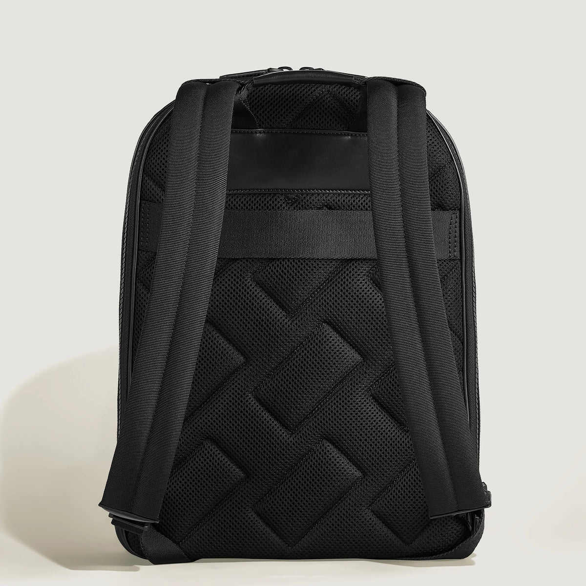 Mochila Extreme 3.0 Média com 3 Compartimentos -  Montblanc