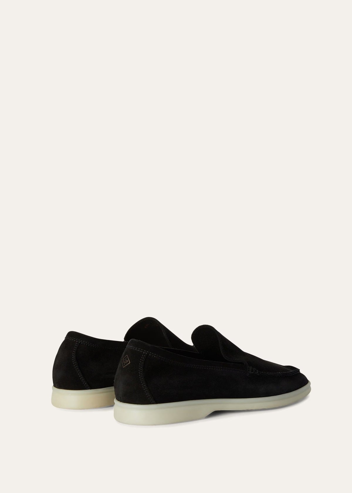 Mocassim Summer Walk