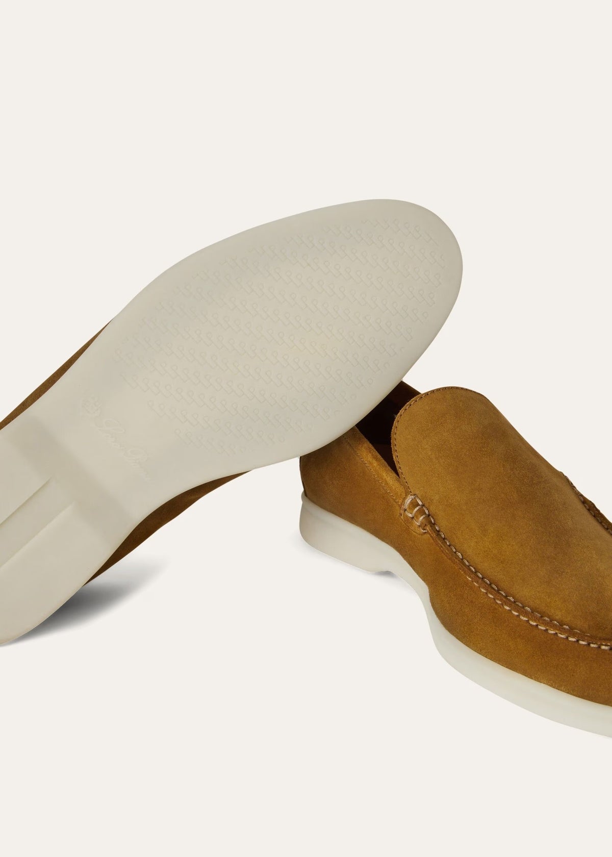 Mocassim Summer Walk