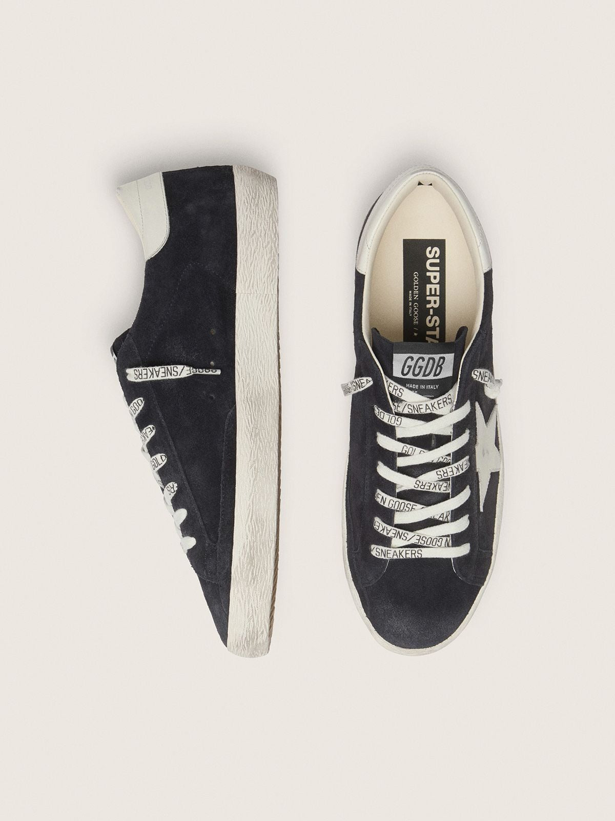 Golden Goose Super-Star de suede azul-escuro com estrela branca