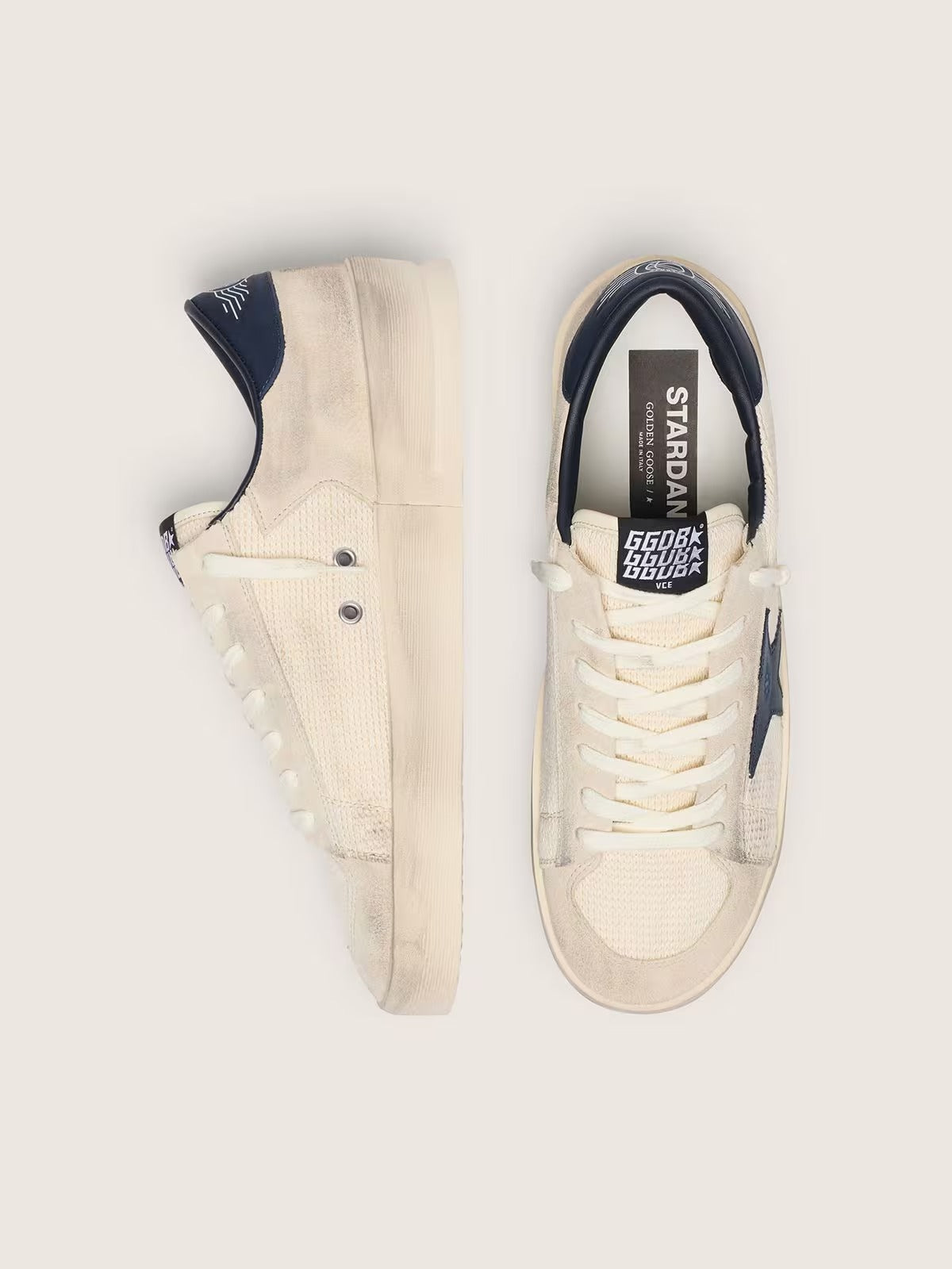 Golden Goose Stardan de suede bege e estrela azul
