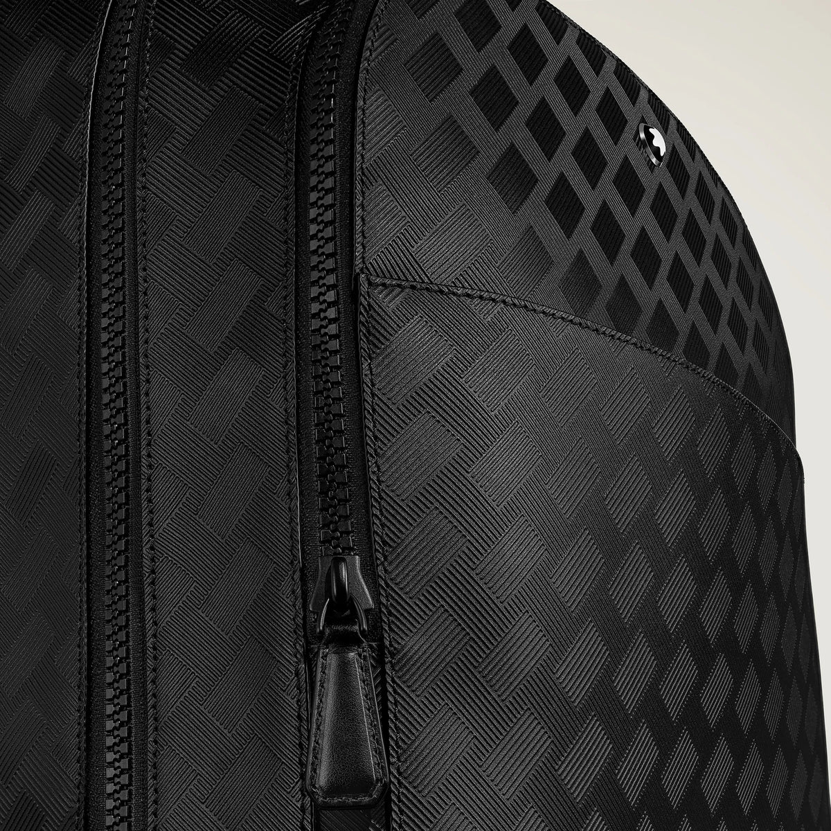 Mochila Extreme 3.0 Média com 3 Compartimentos -  Montblanc
