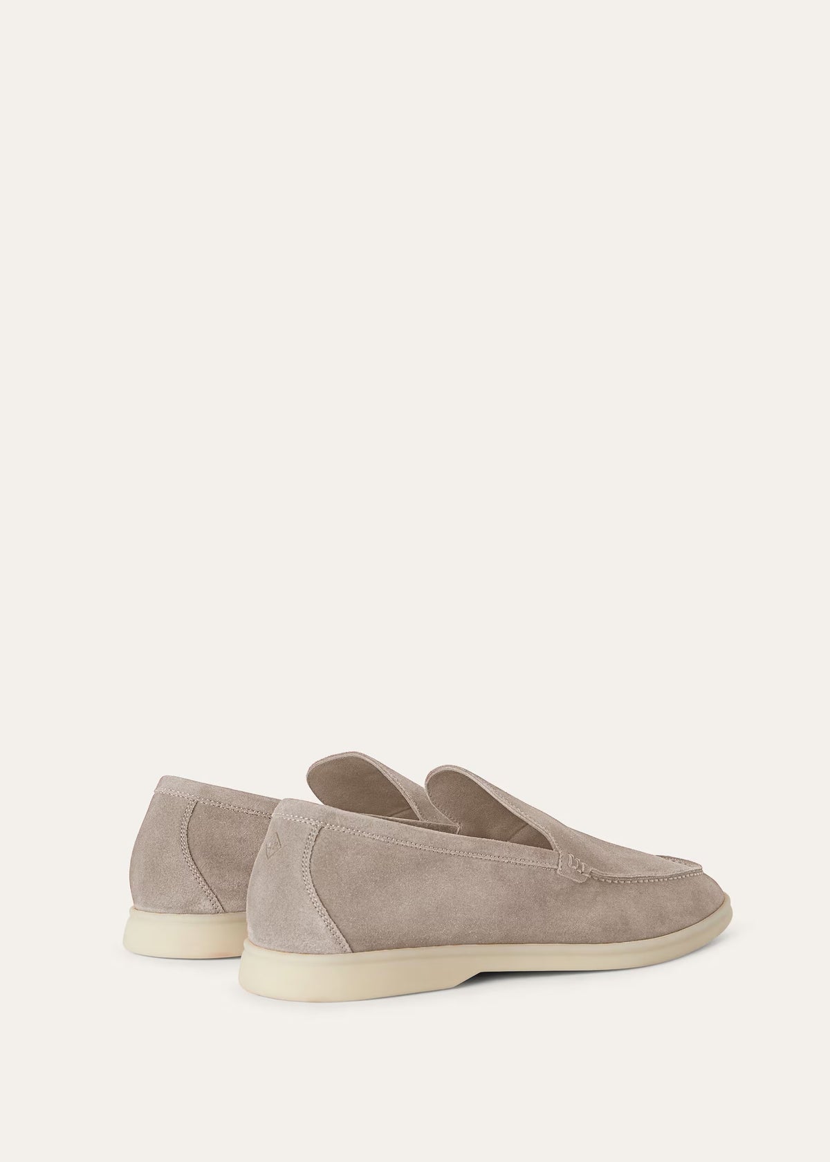 Mocassim Summer Walk