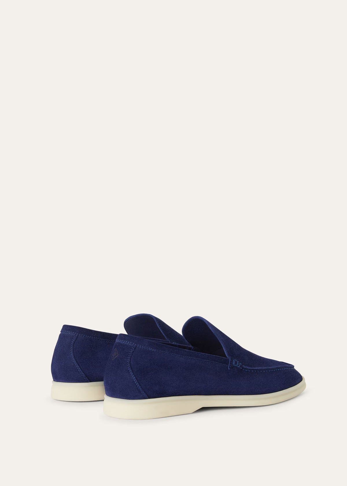 Mocassim Summer Walk