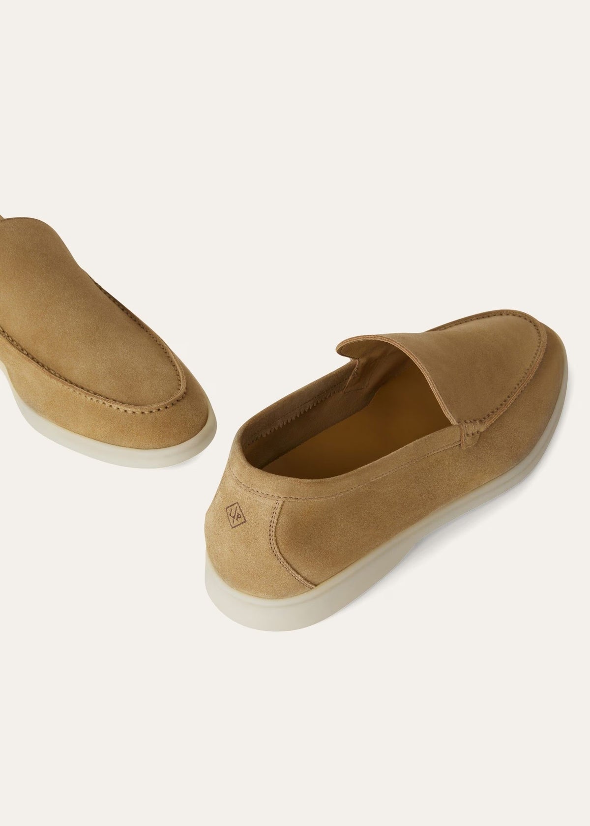 Mocassim Summer Walk