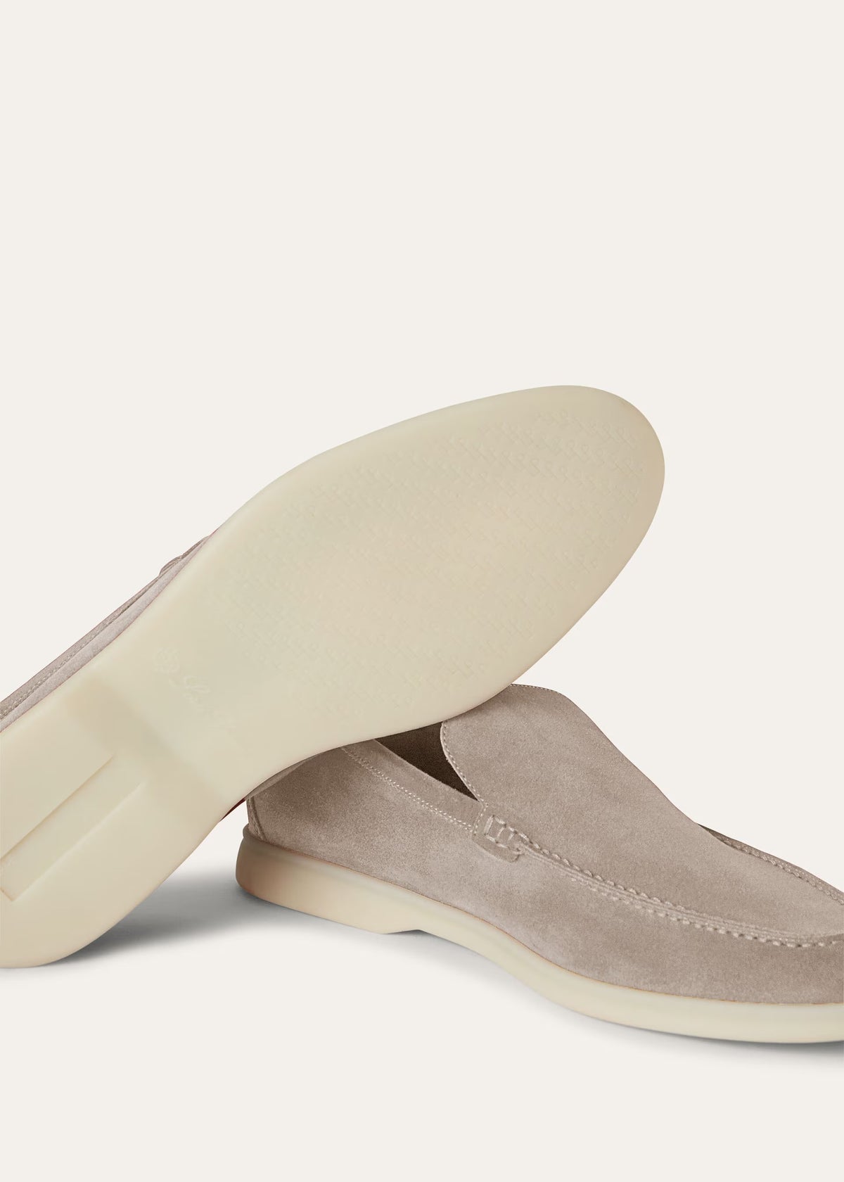 Mocassim Summer Walk