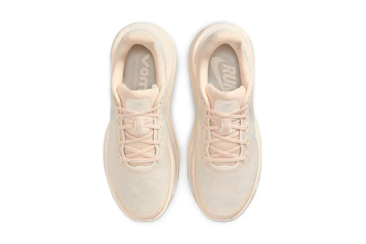 Nike Vomero Premium Chalk Bege