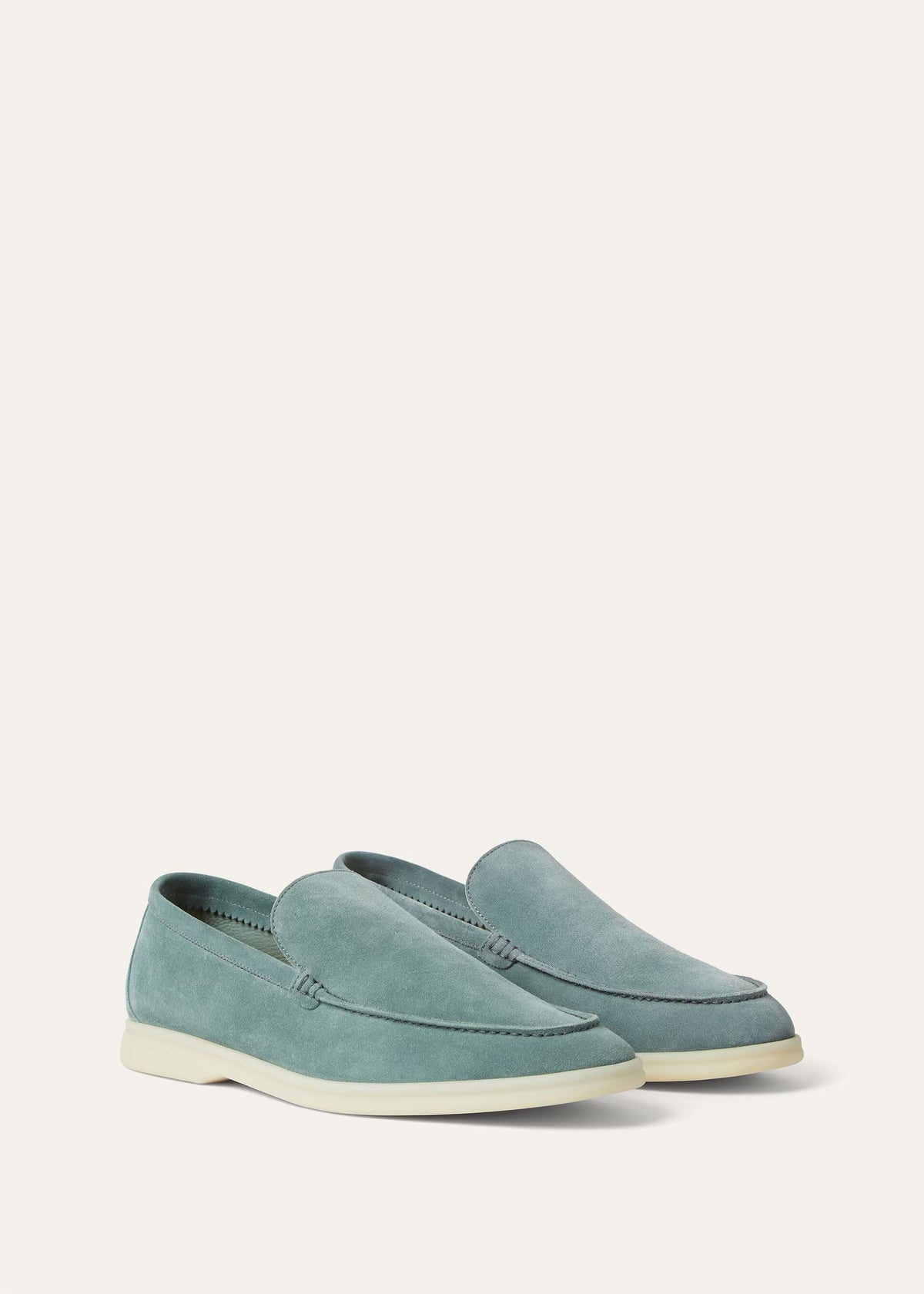 Mocassim Summer Walk