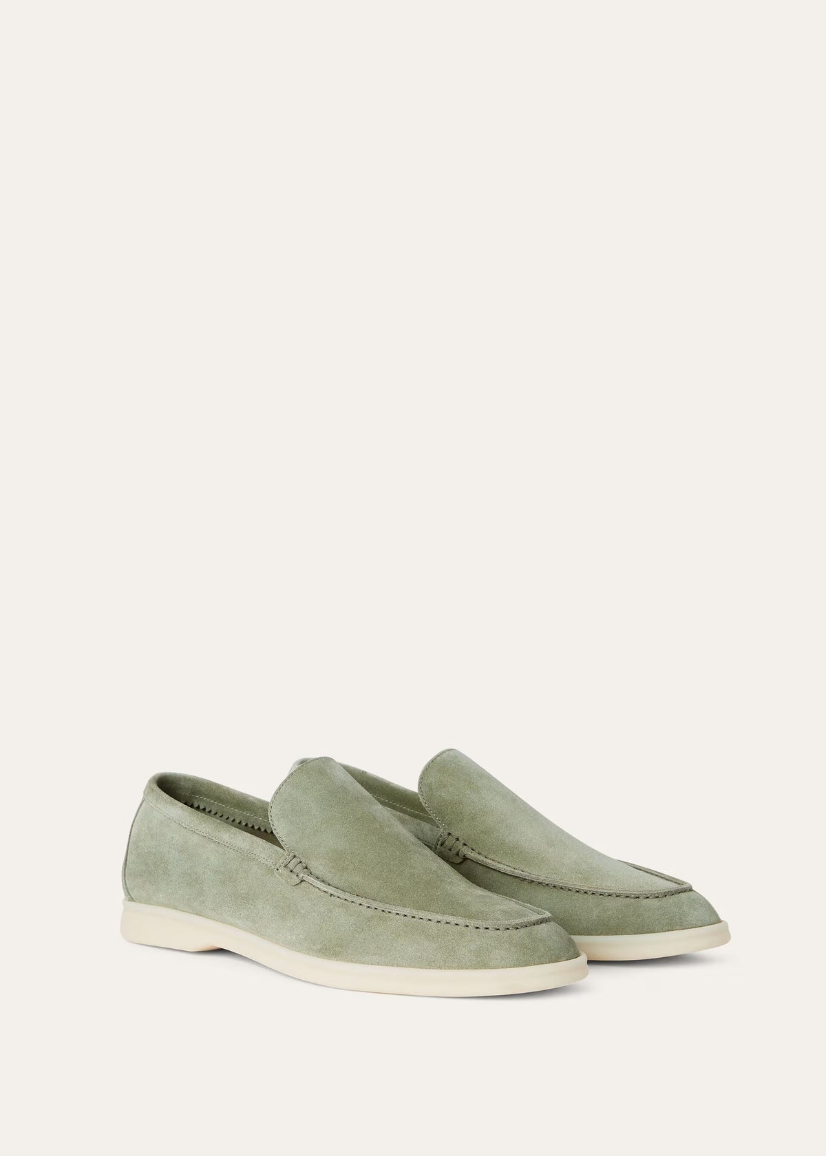 Mocassim Summer Walk