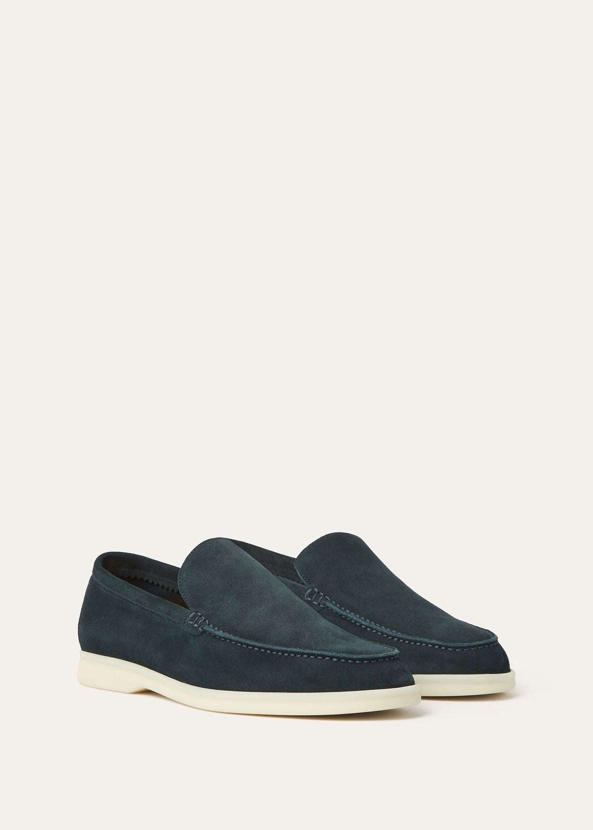 Mocassim Summer Walk