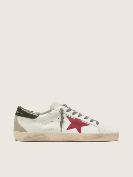 Super-Star com estrela de suede vermelho e talão de couro verde