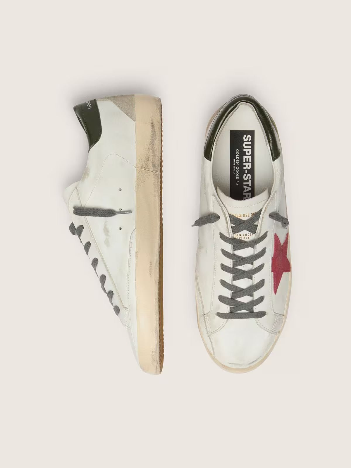 Super-Star com estrela de suede vermelho e talão de couro verde
