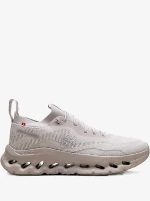 LOEWE x On Running Cloudtilt Sand